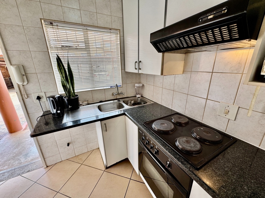 1 Bedroom Property for Sale in Die Bult North West